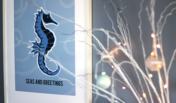 Hamptons Christmas Theme Free poster download - Seas and greetings