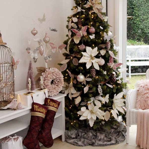 blush wide christmas tree - Top Tips to Prepare Your Christmas Feast in Advance