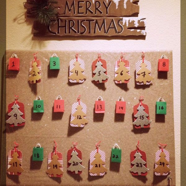 Merry Christmas Advent Calendar Ideas with Numbers and CHristmas Tree design