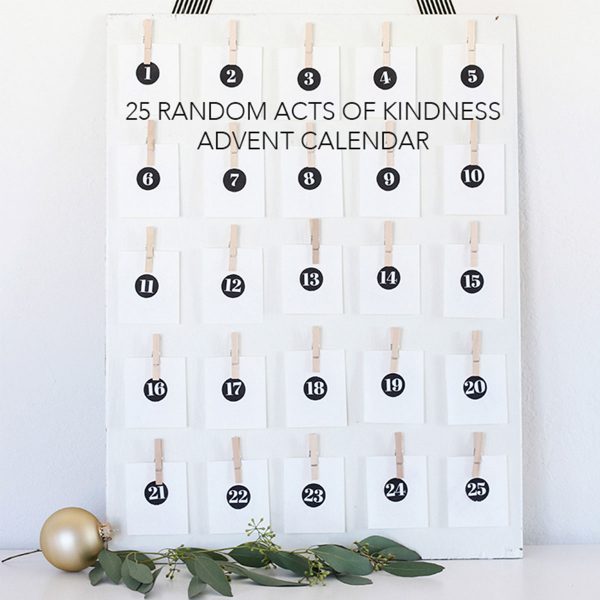25 Random Acts of kindness Advent Calendar