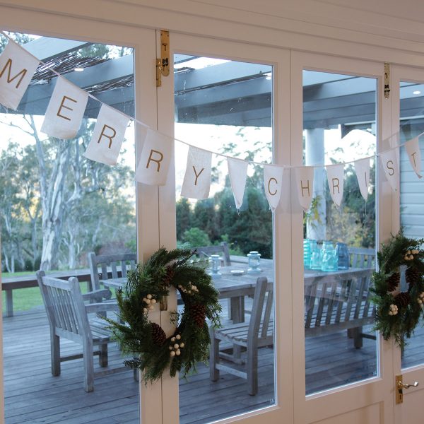 Merry Christmas White and Gold Bunting