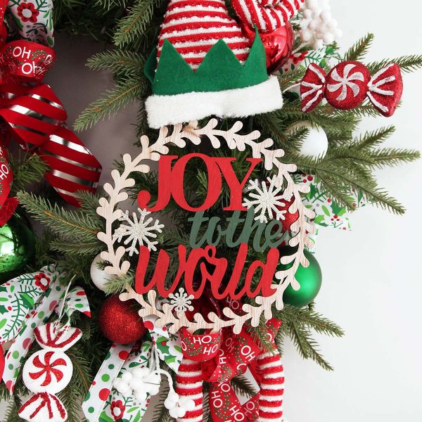 Joy to the World Wooden Circle Wreath Plaque