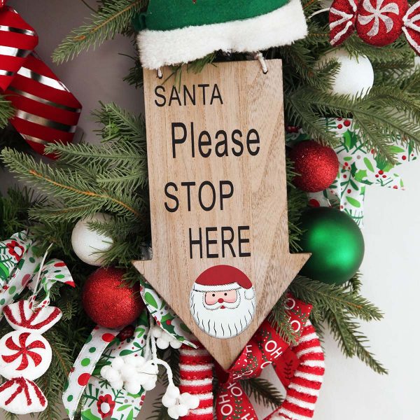 Santa Please Stop Here Plaque with Christmas Wreath