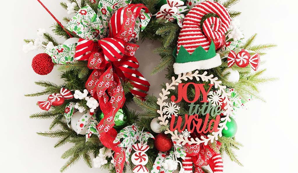 Lush Full Evergreen Mixed Pine Wreath with Joy to the World Wooden Circle Wreath Plaque and other Decor