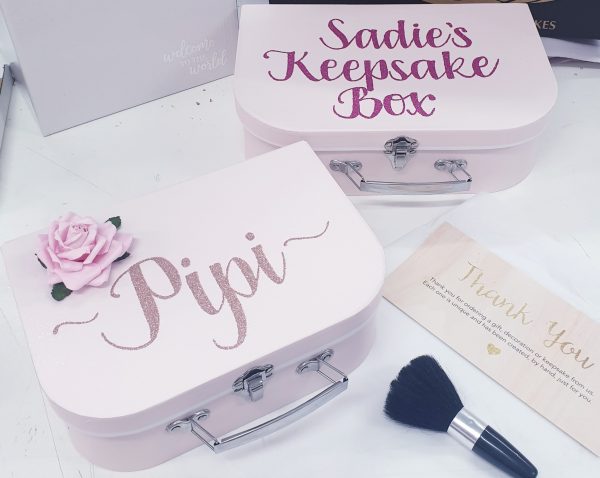 Personalised Keepsake Boxes Studio Named Pipi and a make up brush below