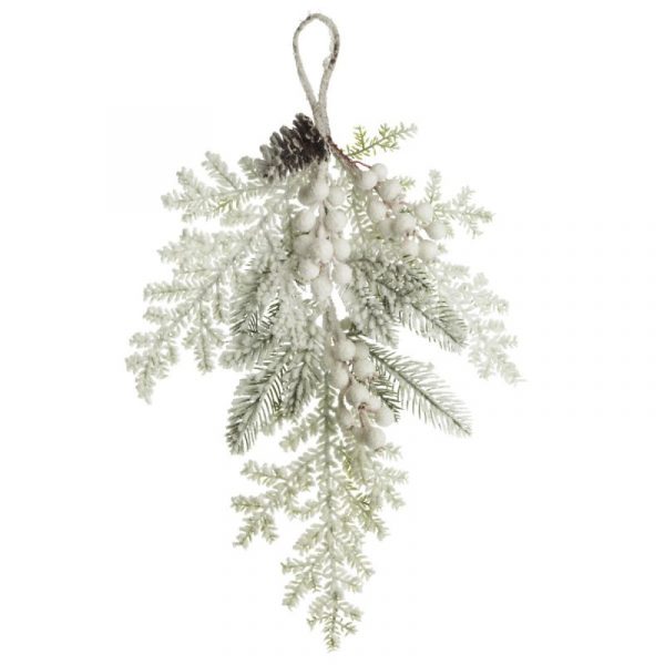 Snowy Garland placed in a White Background
