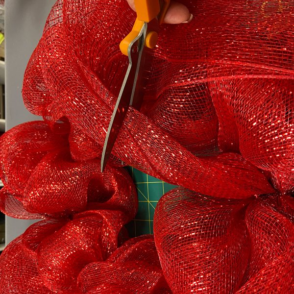 DIY Wreath Kits Cut Long Length Deco Mesh Red with Scissors