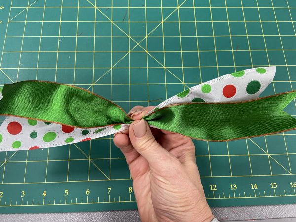 DIY Wreath Kits Pinch Ribbons Green and Polka dots
