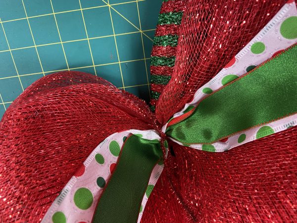 DIY Wreath Kits Secure Ribbons Red and green and polka dots