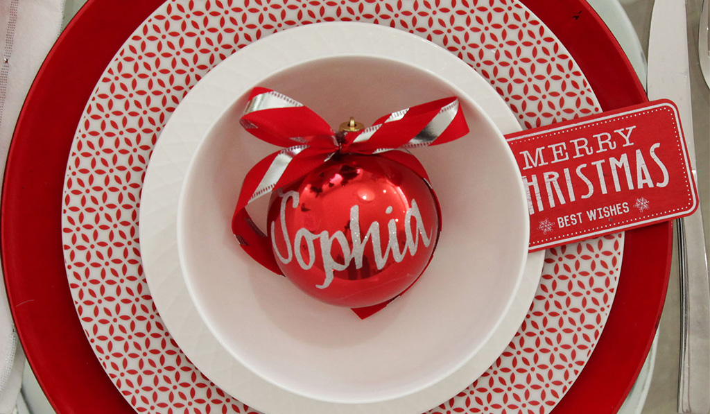 Amazing Christmas Place Setting Inspiration with personalised red shatterproof christmas bauble with red ribbon