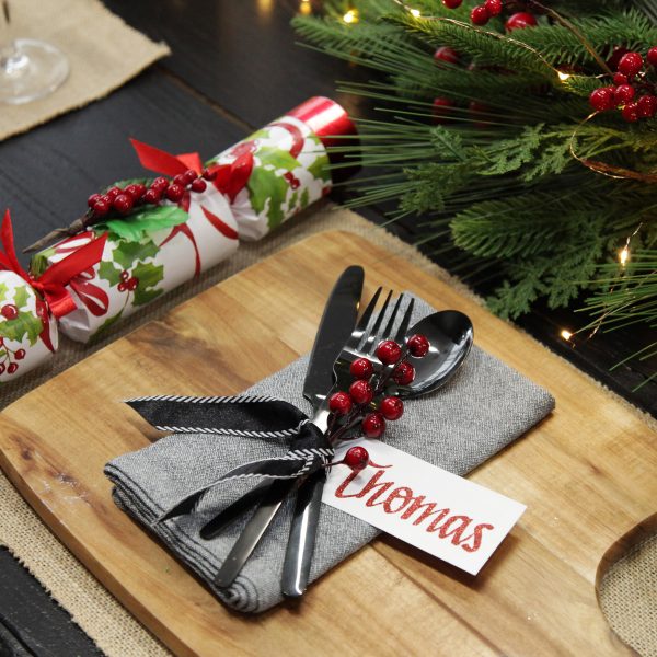 Farm Fresh Christmas Table Place Setting Holly and Red Berry Bon Bons
