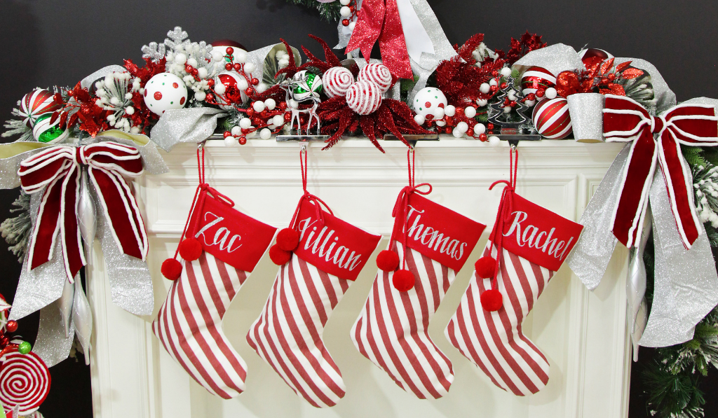 Get Personal with Personalised Christmas Décor