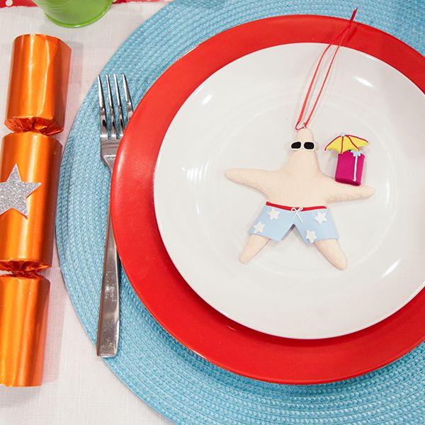 Red plate with Starfish Hanging decoration with an Orange Bon Bon