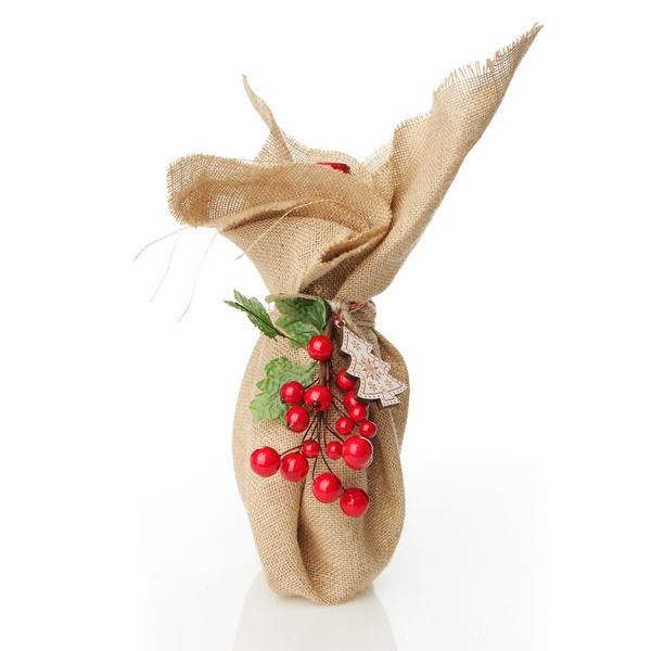 Natural Jute Hessian Sheets Wrapping Wine Bottle with red berry wrapped