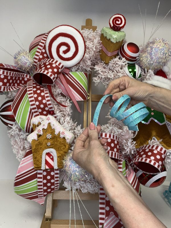Sweet Gingerbread Christmas Wreath Separate Picks Cut with Wire Cutters