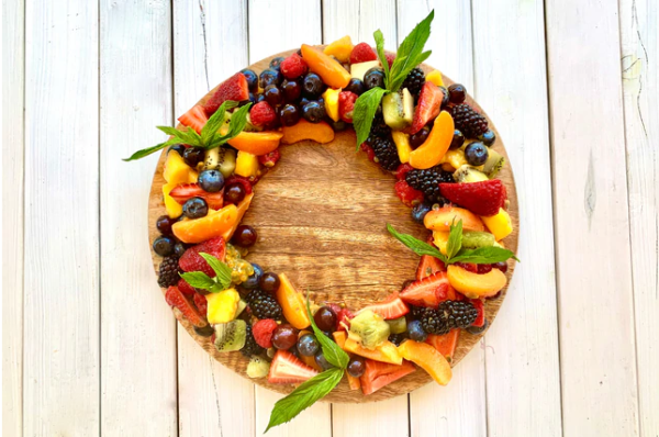 Christmas Wreath Fruit Salad Recipe