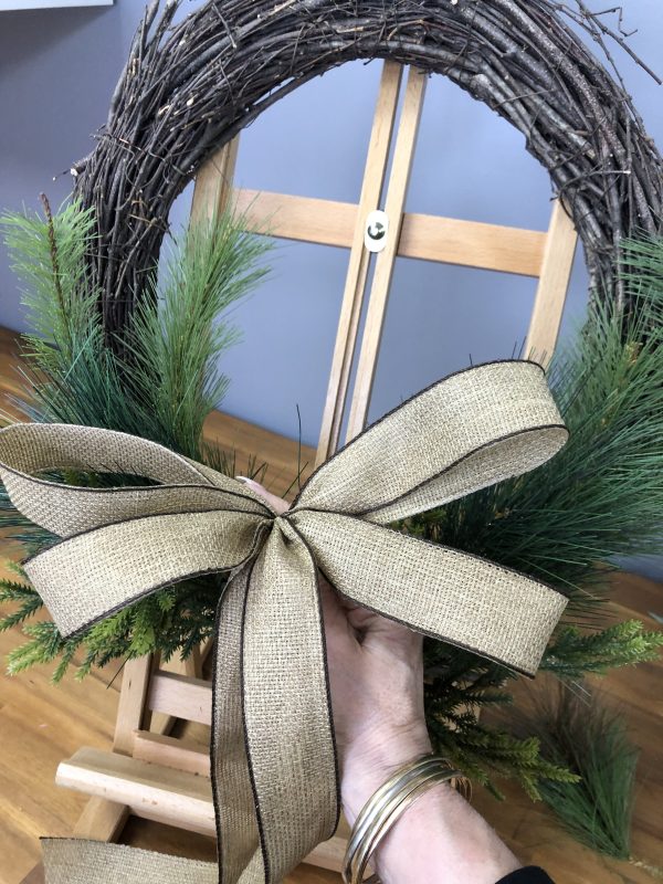 Nordic Christmas Village DIY Wreath Make Bow