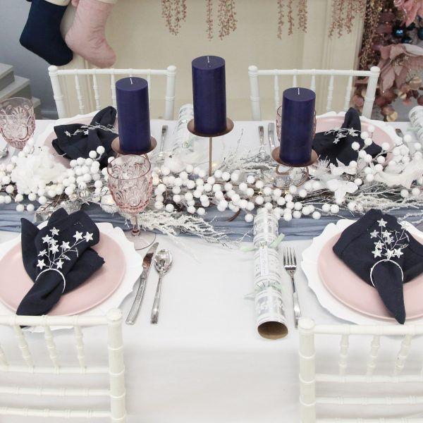 Blush and Blue Christmas Table with candles and plates - Bon bons