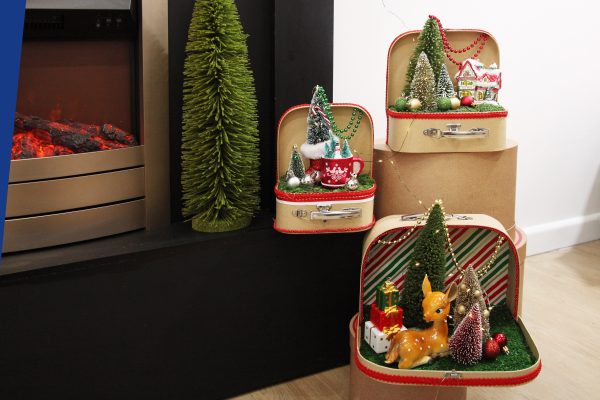 Vintage suitcase Scene Christmas Craft - Make and create Vintage Christmas Suitcase Scenes