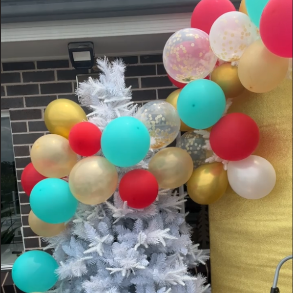 Cocktail Party Balloon - Multiple Colours and a White Christmas tree