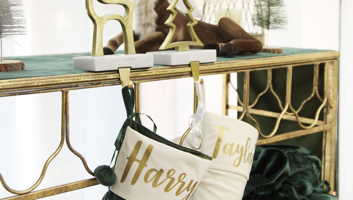 No Mantle? No Problem! Festive Alternatives for Your Christmas Decor
