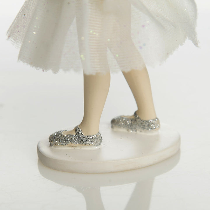 Ballerina and Bunny Ornament Feet details