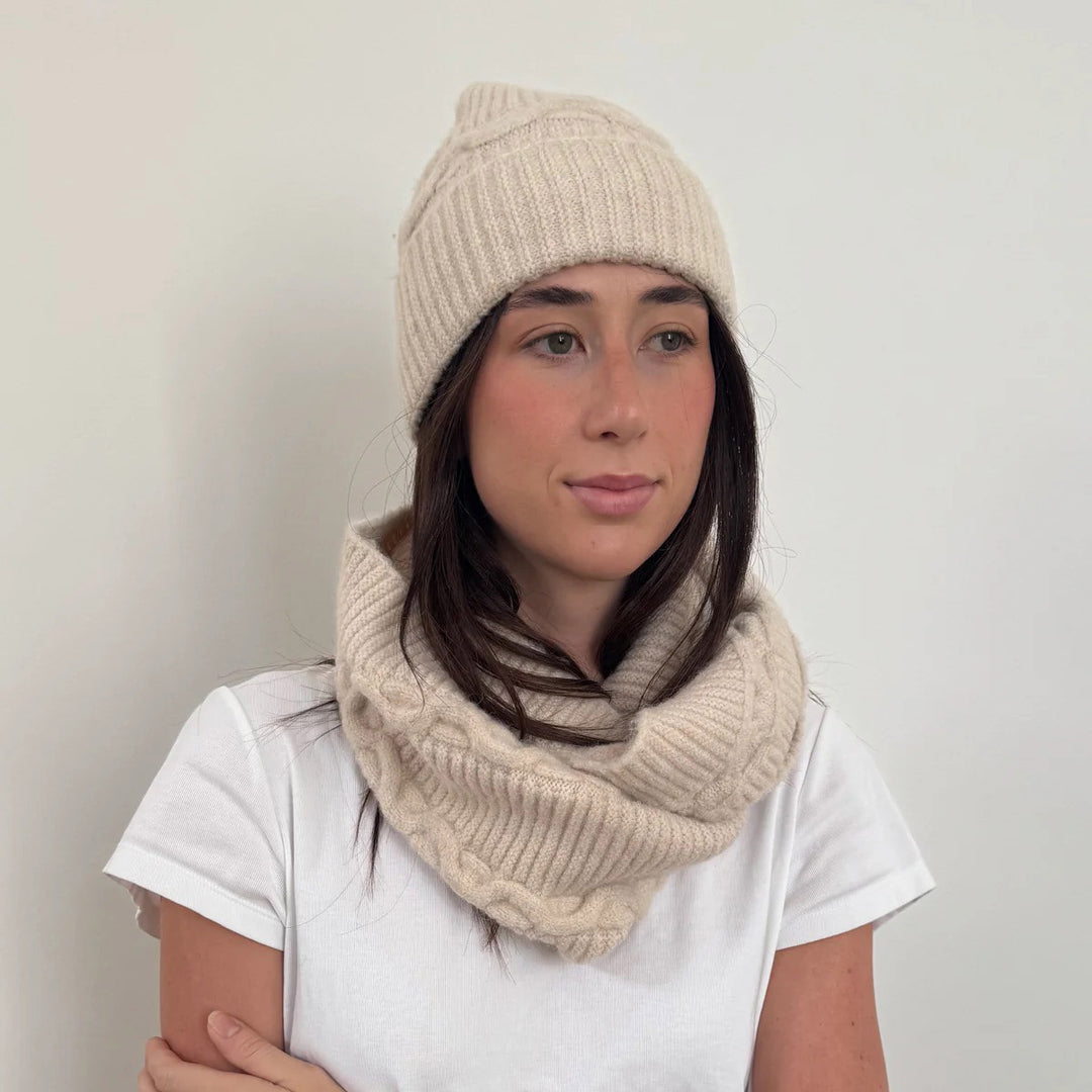 Beige Chunky Knit Snood