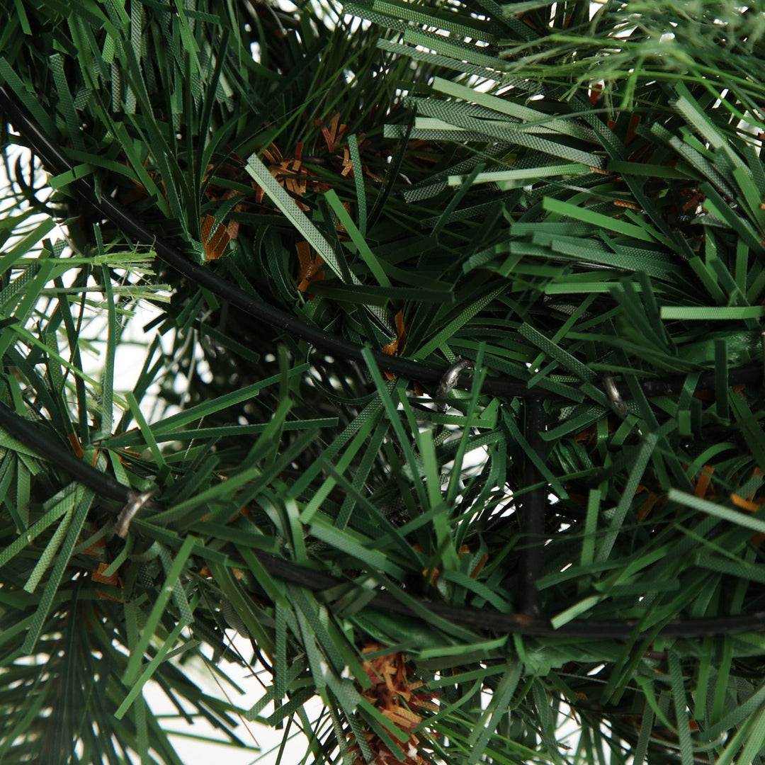 Cashmere Pine Wreath with Snow Tips detail