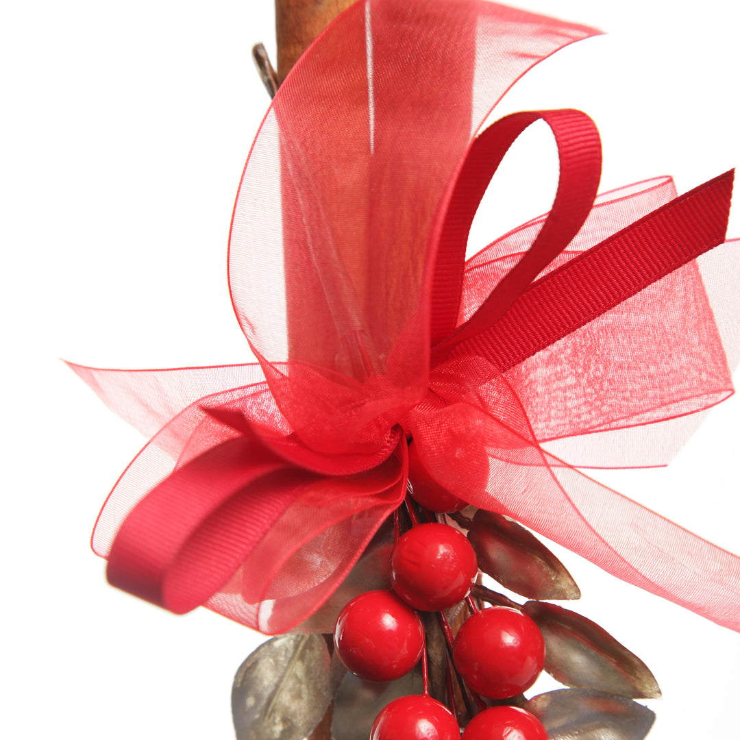 Christmas Cinnamon Stick Bunch with Red Berry with Gold Leaf