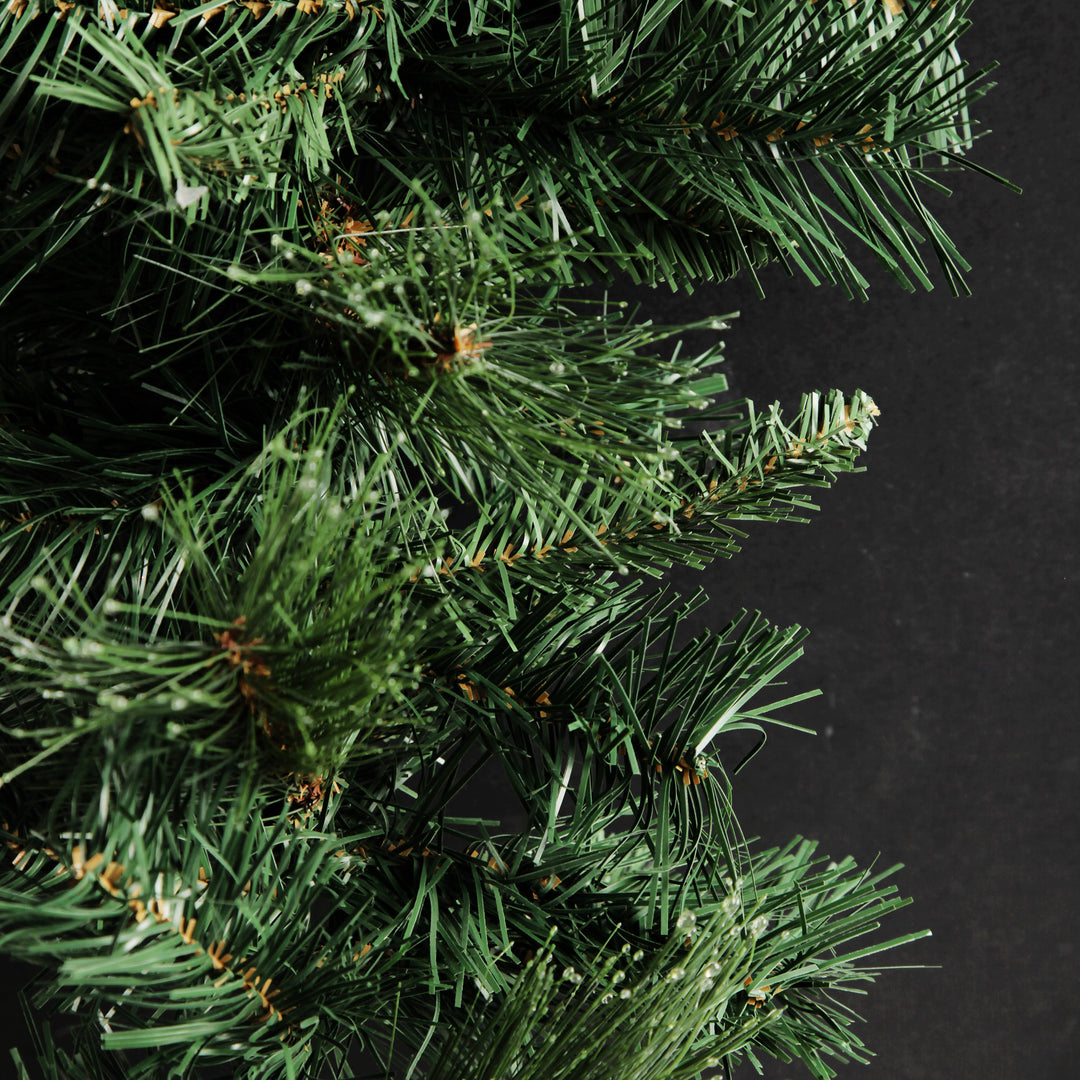 Green Dew Drop Pine Christmas Garland