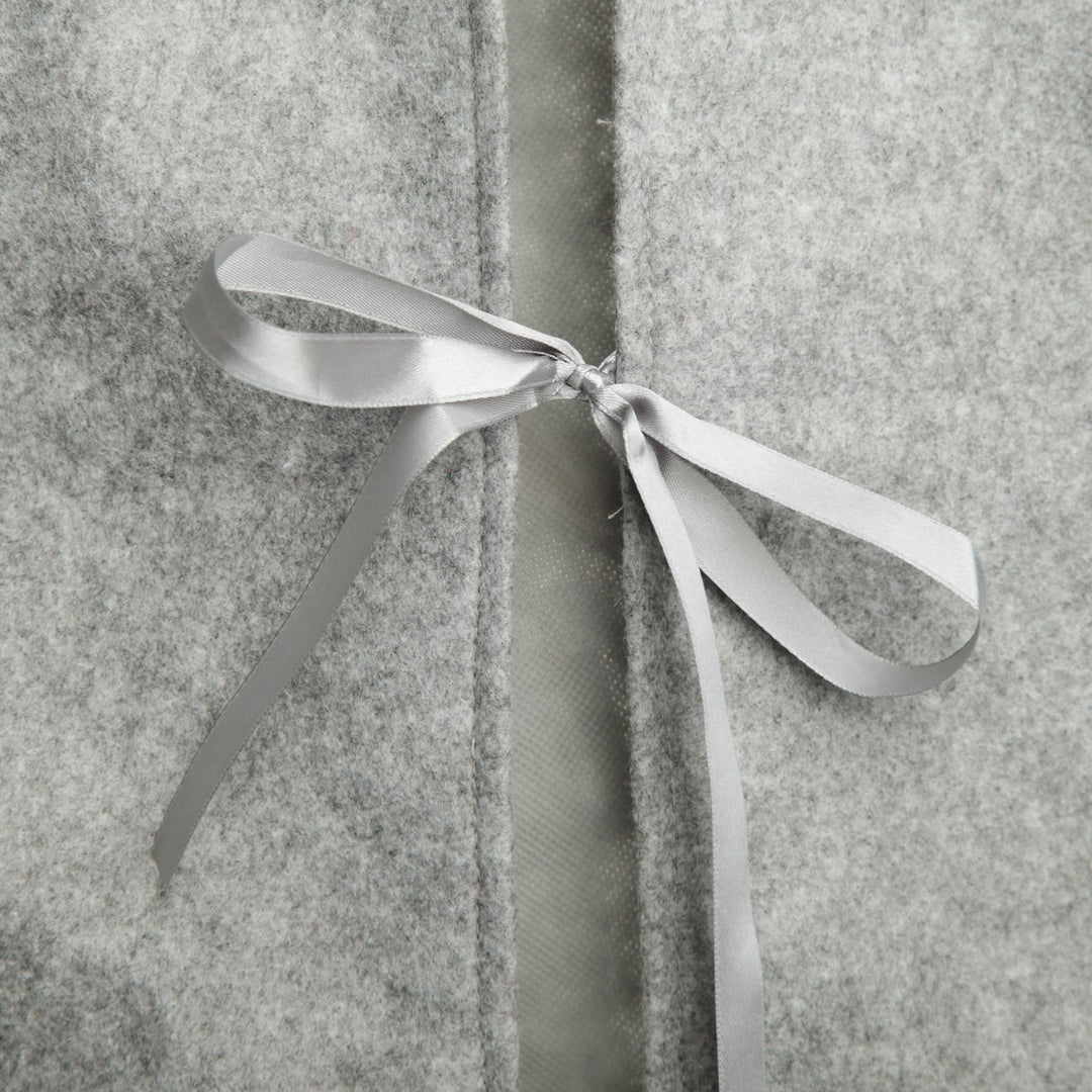 Grey and White Fur Tree Skirt