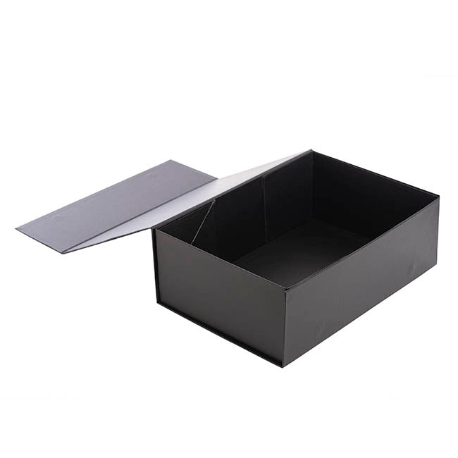 Small Deluxe Hamper Gift Box with Magnetic Closure