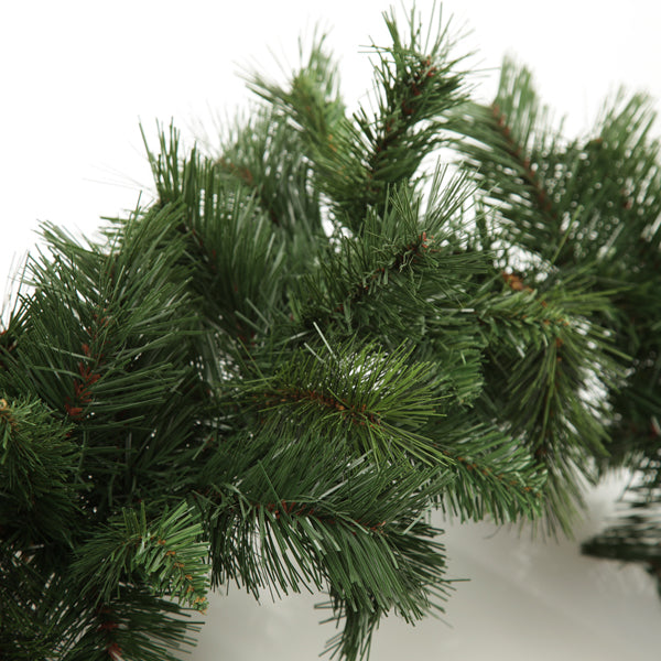Majestic Pine Christmas Garland Detail