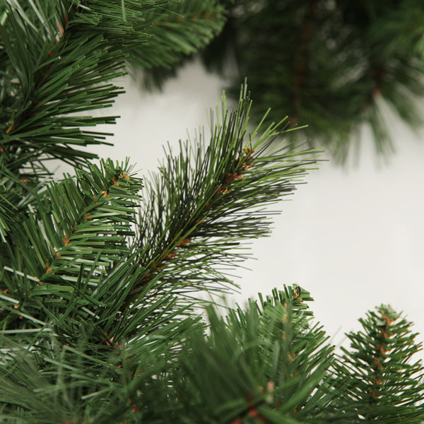 Majestic Pine Christmas Garland Detail