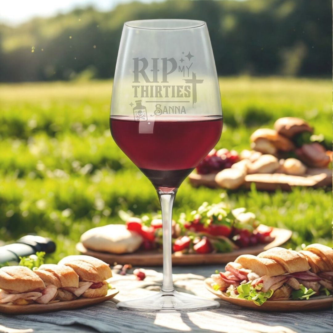 personalised-birthday-wine-glass-pop-culture-design-laser-etched