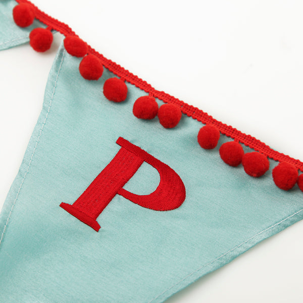 Pom Pom Beach Bunting Details