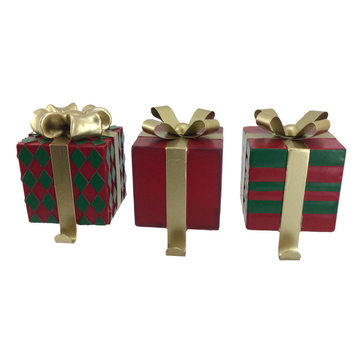 Red and Green Diamond Pattern Gift Box Christmas Stocking Hanger