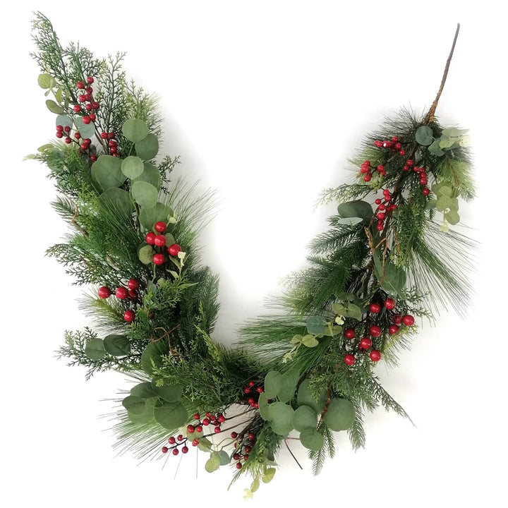 Red Berry Mixed Leaf Garland - 150cm