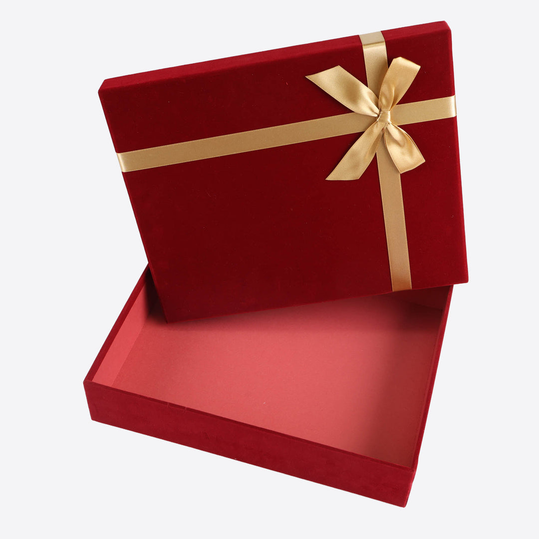 Red Velvet Gift Box - Medium