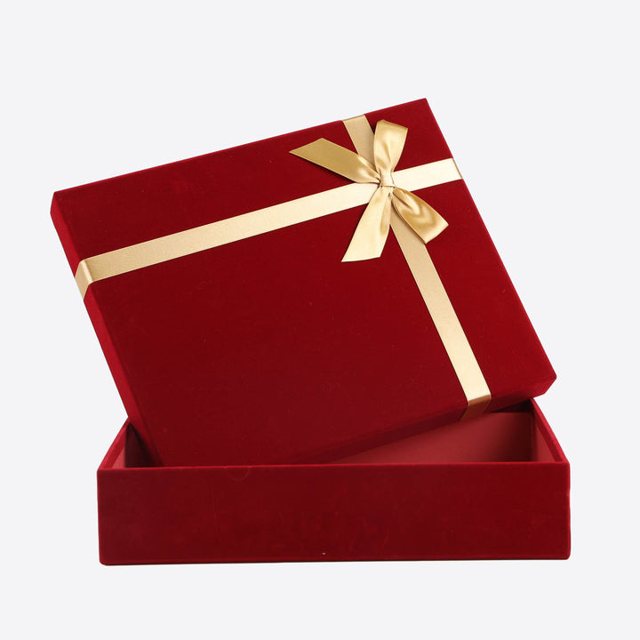 Red Velvet Gift Box - Medium