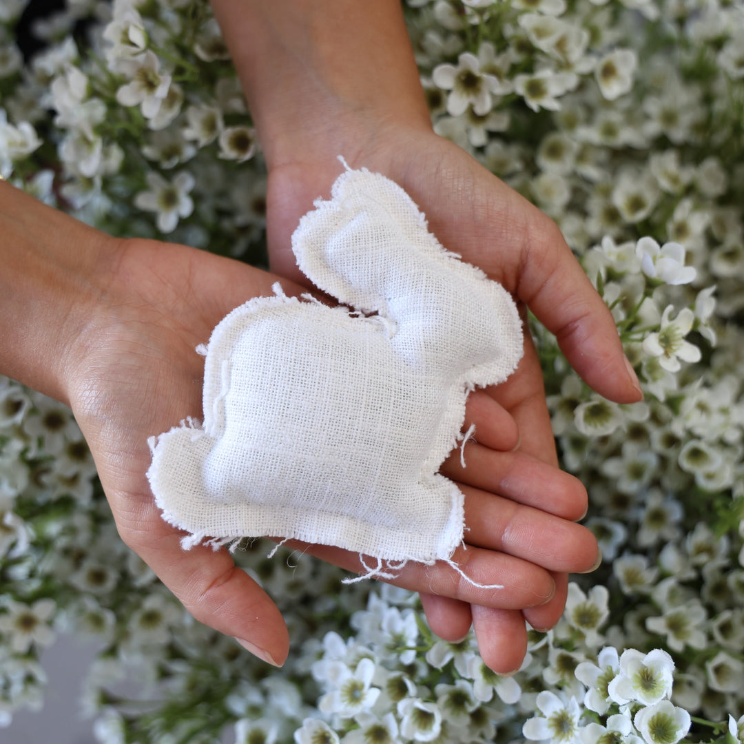 White Linen Bunny Tag