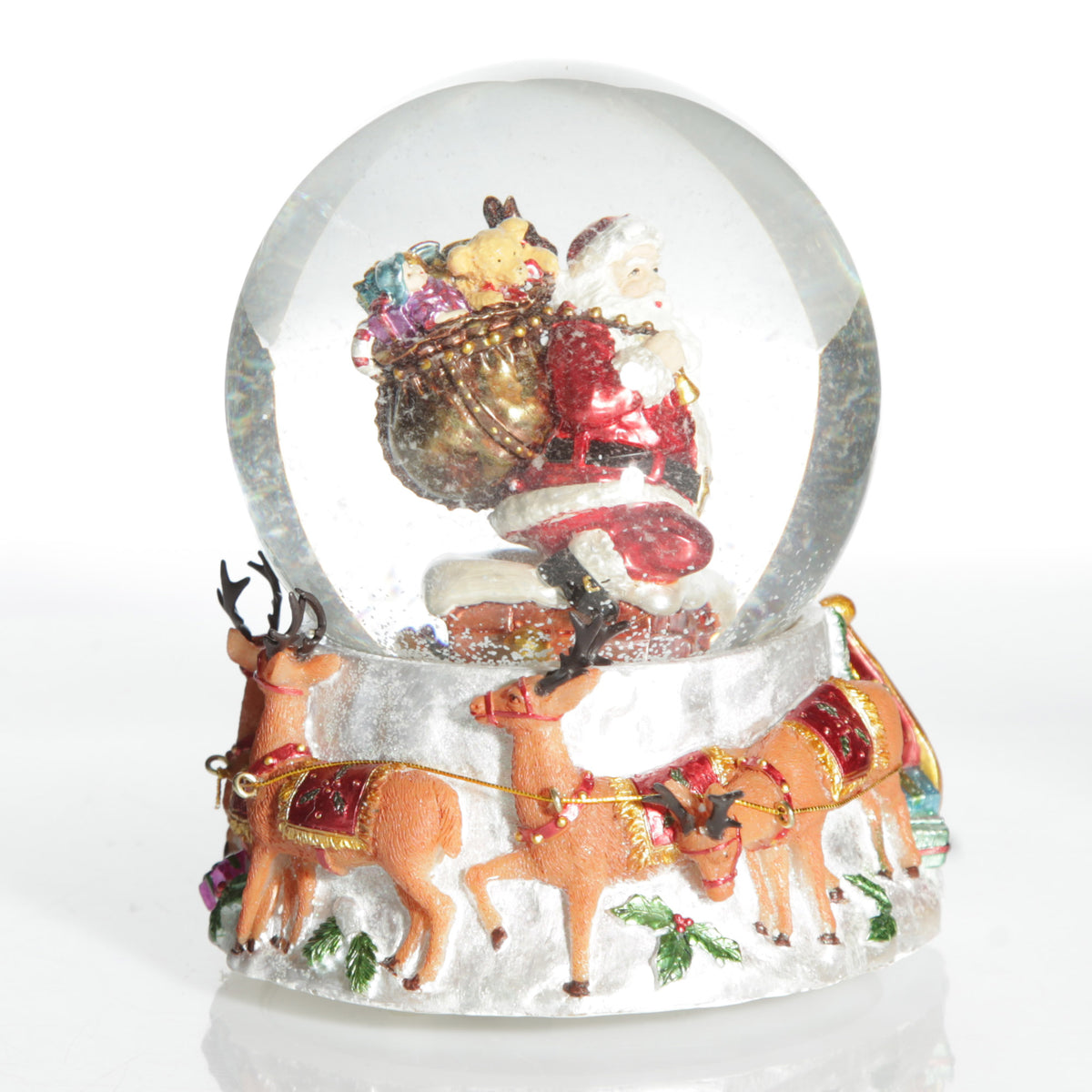 Christmas Musical Snowglobe with Santa and his Reindeers